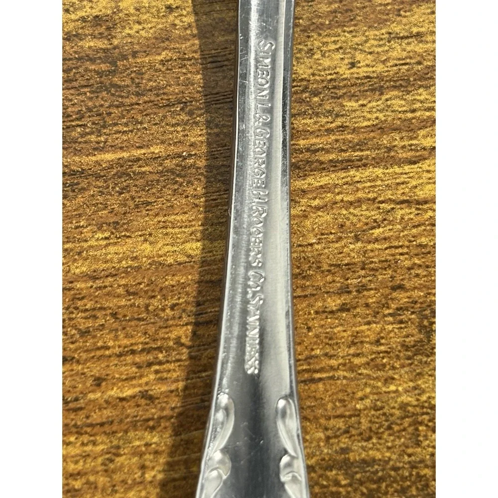 simeon l george h rogers oneida Silverware Lot Of 5 Spoons 4 Forks